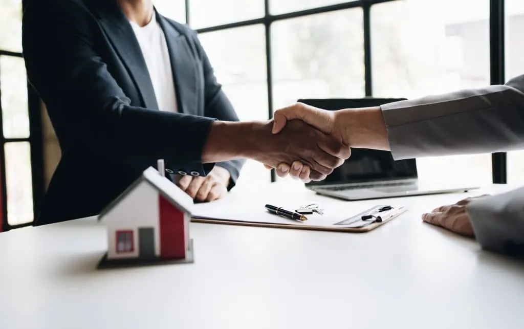 Real estate broker: operation and procedure.
