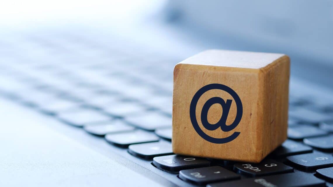 Créer une adresse mail professionnelle : guide pratique
